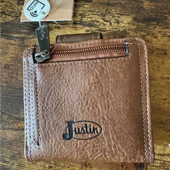 Justin Boots Brown Leather Wallet - Picture 2 of 6